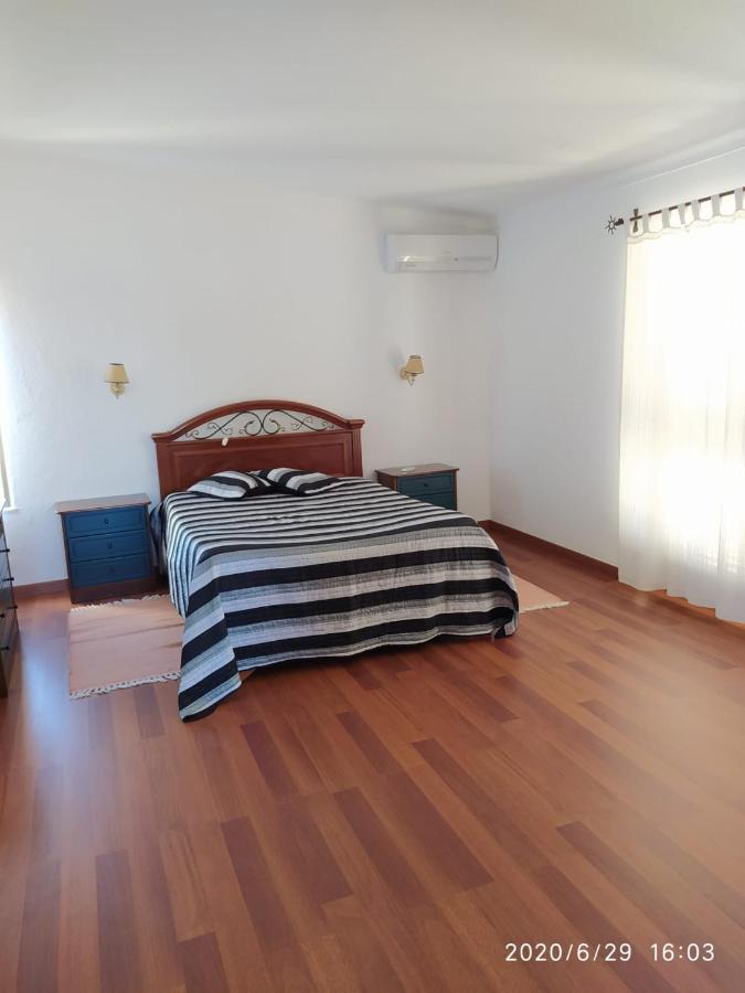 Villa Paraiso - 4 Bedrooms And Pool อัลบูเฟรา ภายนอก รูปภาพ